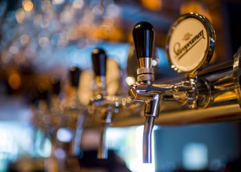 5 cervejarias artesanais que entregam em casa