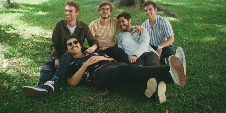 Conheça a Jovem Dionísio, a banda curitibana mais cool do Brasil