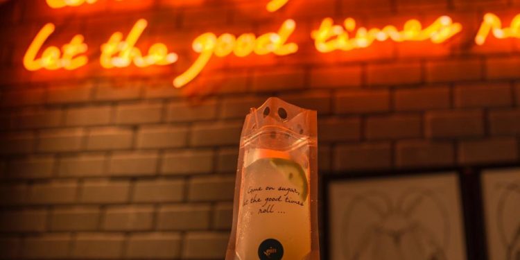 Ponto Gin reabre as portas após 60 dias