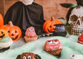 6 LUGARES COM COMIDINHAS DE HALLOWEEN EM CURITIBA!