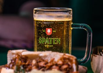 De Munique para o Brasil: Spaten, uma das primeiras puro malte do mundo, traz experiência dos biergartens alemães para a Pedreira