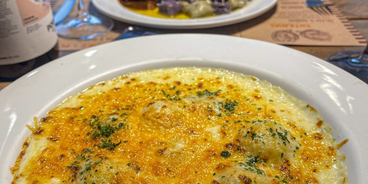 Onde comer comida italiana com o TOUR