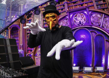 Claptone é atração principal em festa do +55 bar na Pedreira Paulo Leminski