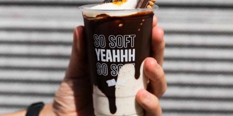Sorveteria paranaense lança sorvete com marshmallow e bolacha