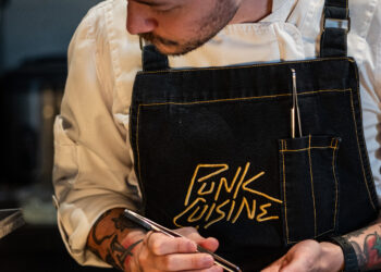 Punk Cuisine revela novo menu com degustação inovadora e sabores únicos
