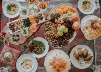 Nayme Culinária Árabe celebra 10 anos de história com festa épica