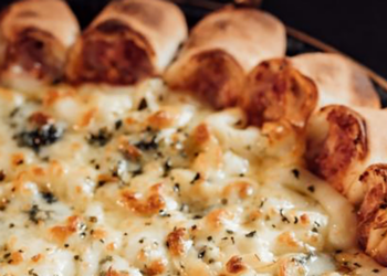 Sábado a noite: Pizza com o Tour