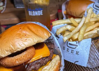 Entre no Clima de Carnaval: 5 lugares para curtir com os amigos usando o Tour!