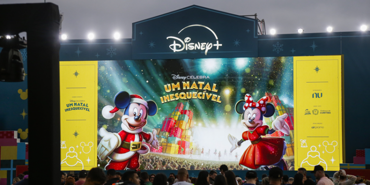 Disney Celebra: Um Natal Inesquecível transforma Curitiba em um parque de magia