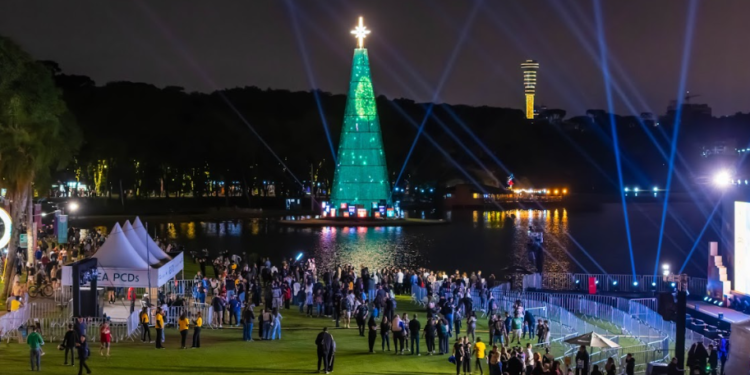 Disney Celebra no Barigui levou mais de 1 milhão de pessoas e virou o “momento uau” do Natal de Curitiba 2025