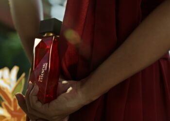 Natura lança Essencial Safran e transforma perfume em encontro de culturas