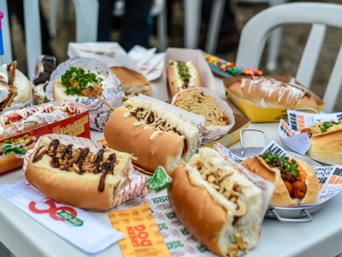 Vinada Cultural 2026: Curitiba celebra o pão com vina com dogões, arte urbana e entrada gratuita