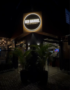 Seu Manoel Bar & Cozinha: comida de boteco e mesa cheia