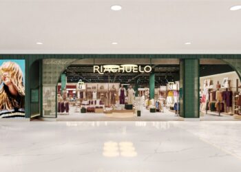 Riachuelo do ParkShoppingBarigüi ganha novo conceito com espaço mais moderno