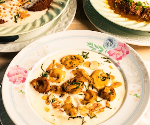 Nayme cria menu de inverno com sopas artesanais e sabores da culinária árabe
