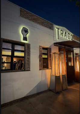 Trago Bar une cozinha de brasa, drinks autorais e uma experiência intimista em Curitiba