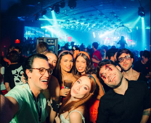 Qual versão sua vai sair para a festa? O Halloween do +55 chega com o tema Alterego